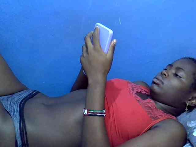 curvy-corazon webcam