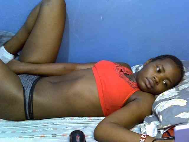 curvy-corazon webcam