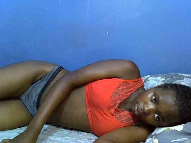 curvy-corazon webcam