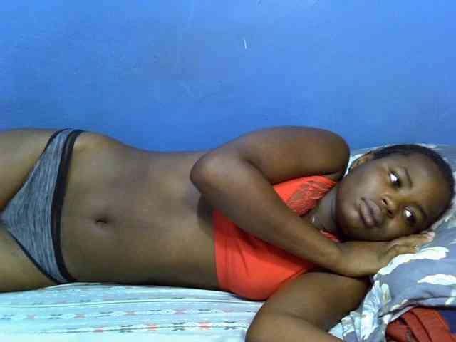 curvy-corazon webcam