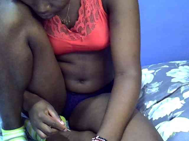 curvy-corazon webcam