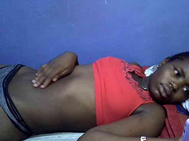 curvy-corazon webcam