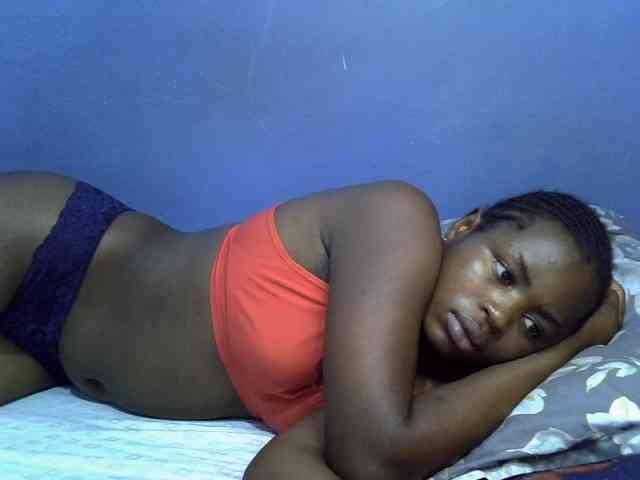 curvy-corazon webcam