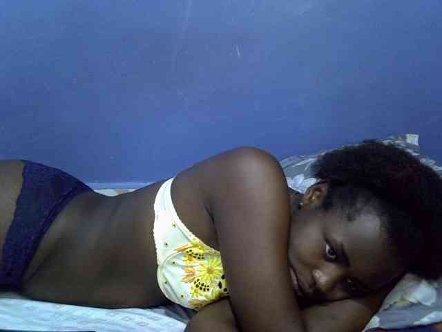 curvy-corazon webcam