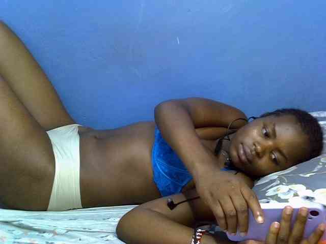 curvy-corazon webcam