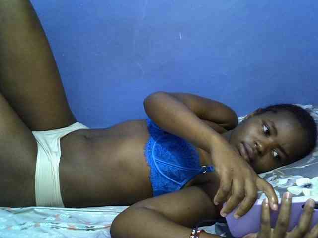 curvy-corazon webcam