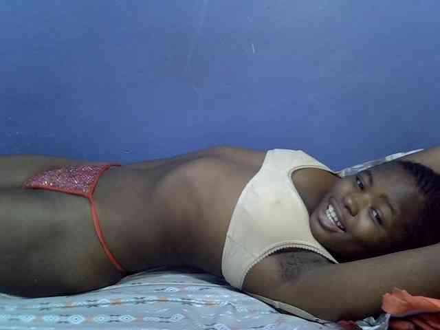 curvy-corazon webcam