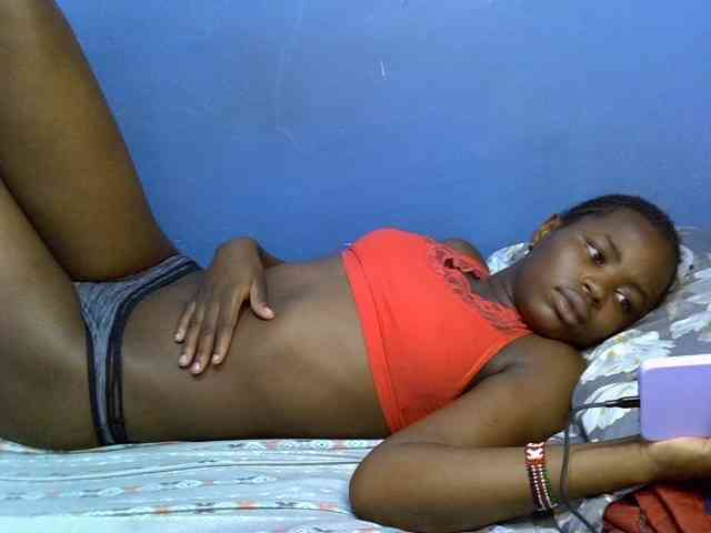 curvy-corazon webcam