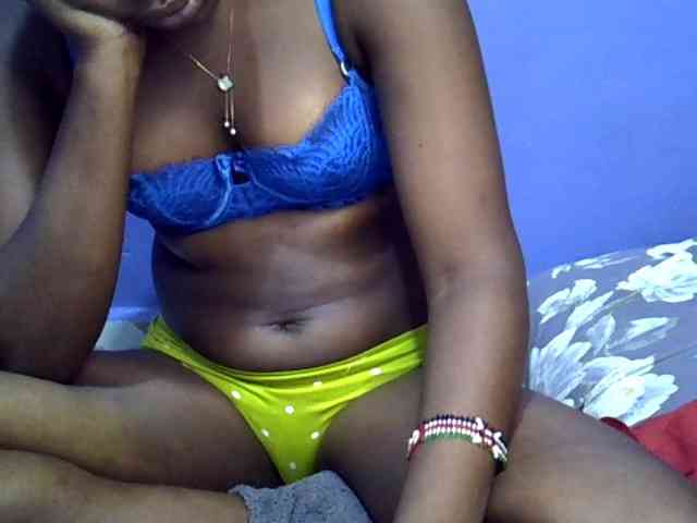 curvy-corazon webcam