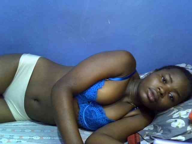 curvy-corazon webcam