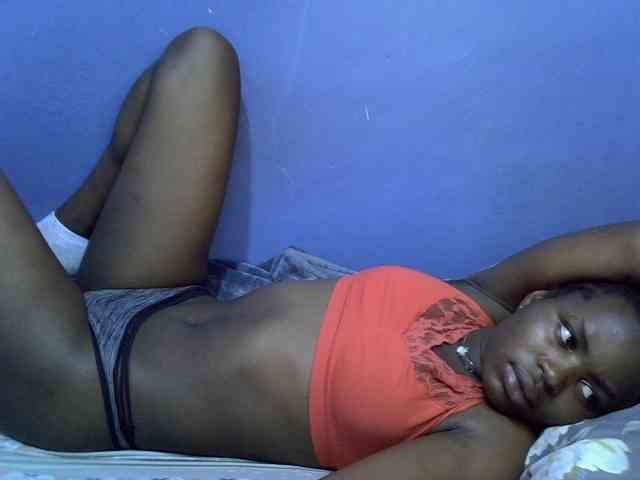 curvy-corazon webcam