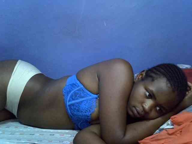 curvy-corazon webcam