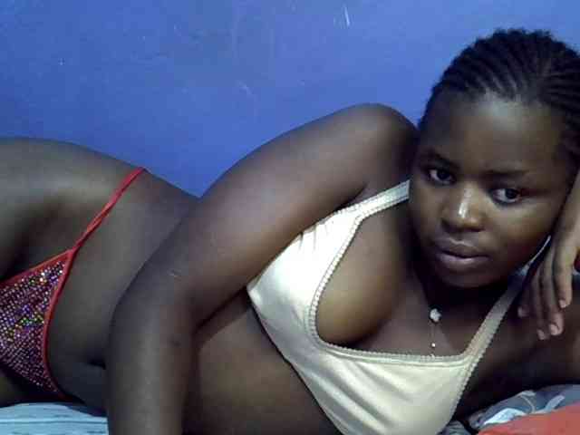 curvy-corazon webcam