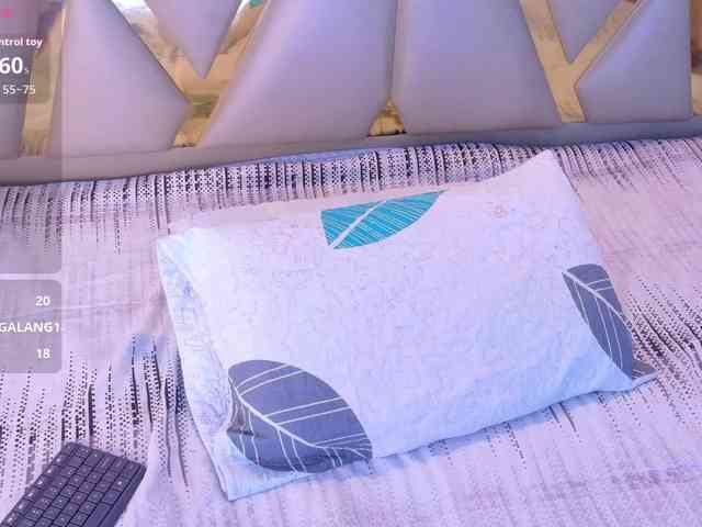 hollyvega webcam