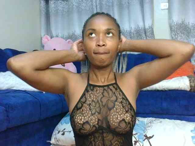 shanizz001 webcam
