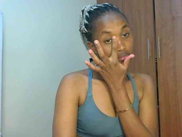 shanizz001 webcam