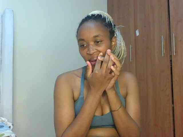 shanizz001 webcam