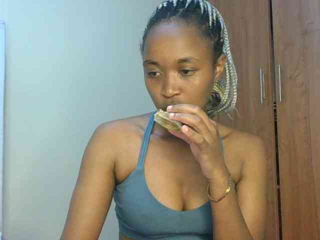 shanizz001 webcam
