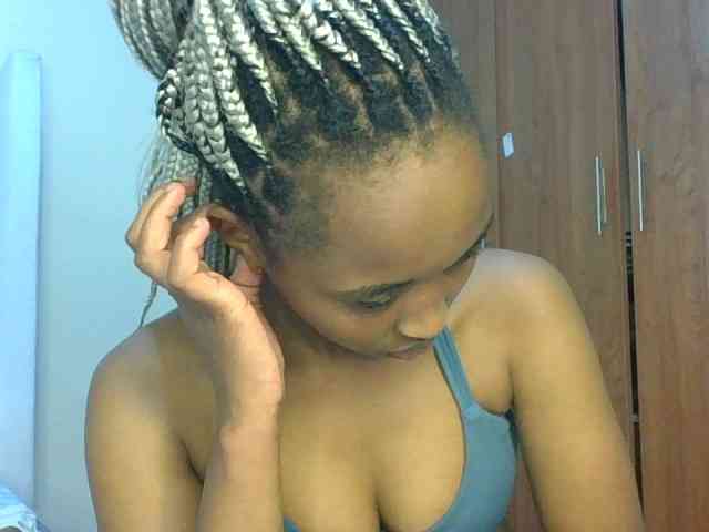 shanizz001 webcam