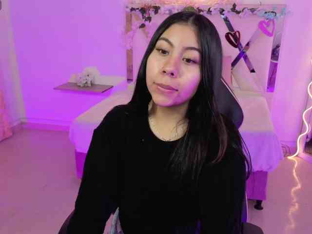 ZURY-TAY webcam
