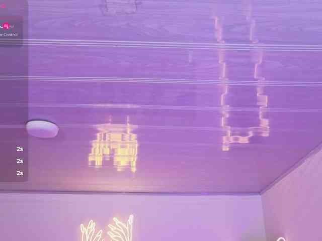 ZURY-TAY webcam
