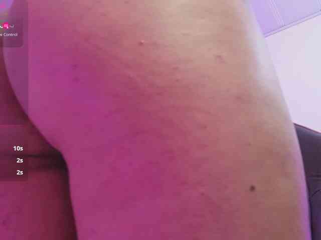 ZURY-TAY webcam