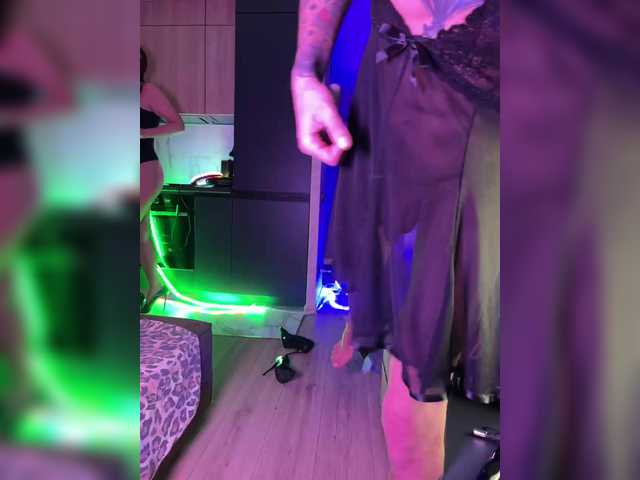 NickiMaldini NickiMaldini