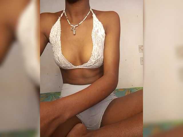 BlackGirl95 webcam