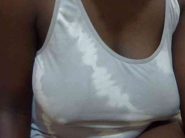 pretty-lioness webcam