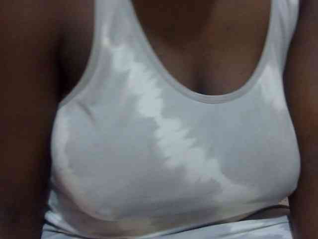 pretty-lioness webcam