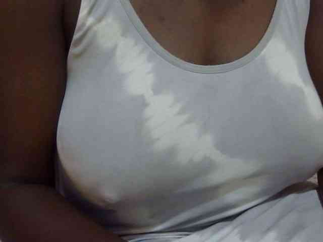 pretty-lioness webcam