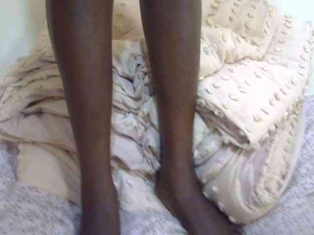 pretty-lioness webcam