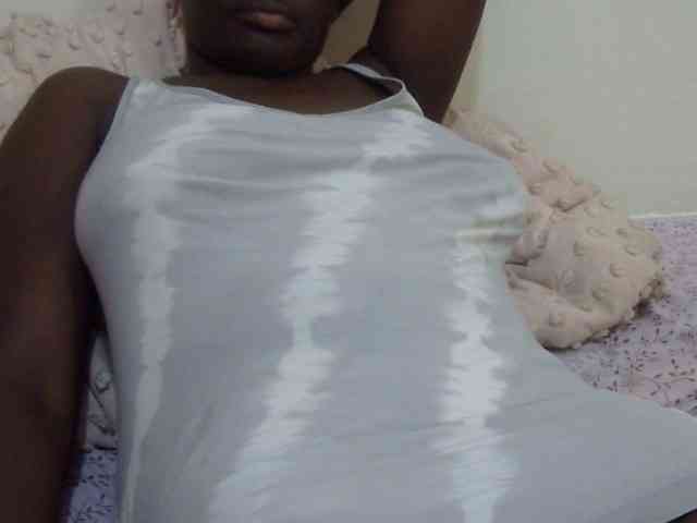 pretty-lioness webcam