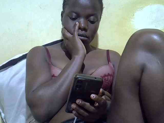Pretty-doll webcam