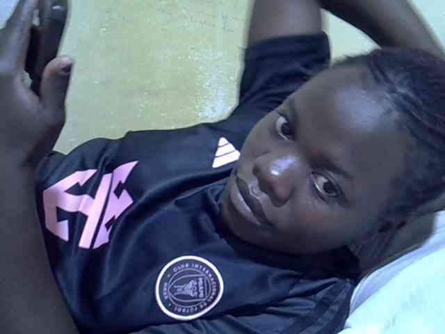 Pretty-doll webcam
