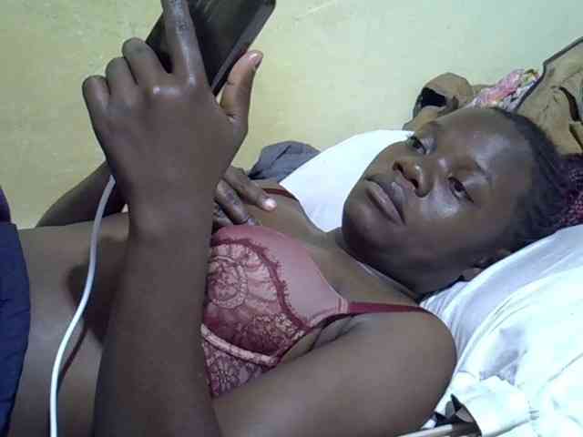 Pretty-doll webcam