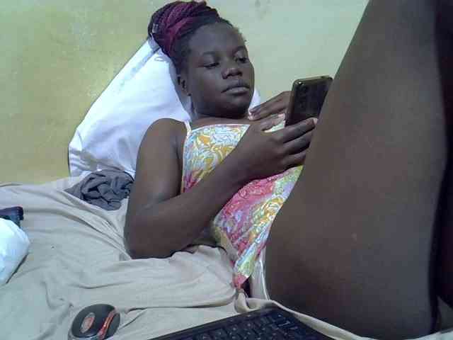 Pretty-doll webcam