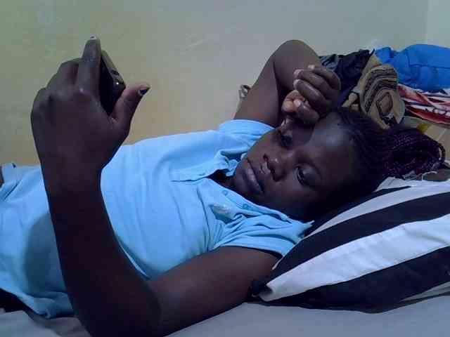 Pretty-doll webcam