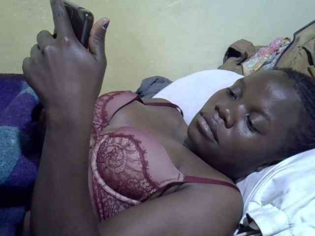 Pretty-doll webcam