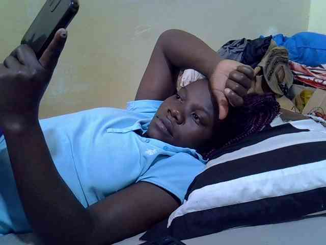 Pretty-doll webcam