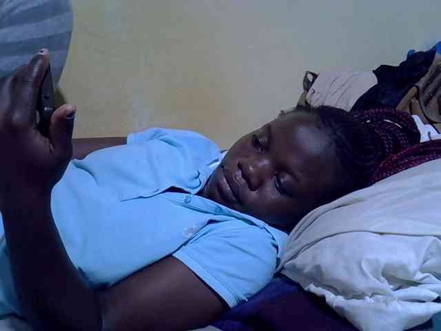 Pretty-doll webcam