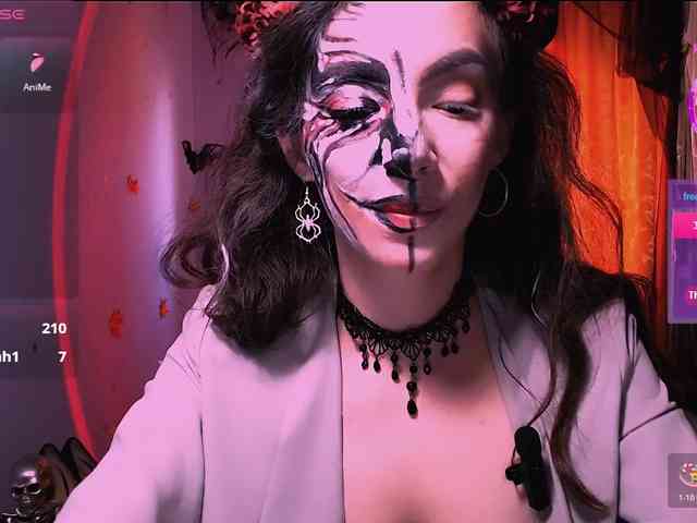 bellaqueen0701 webcam