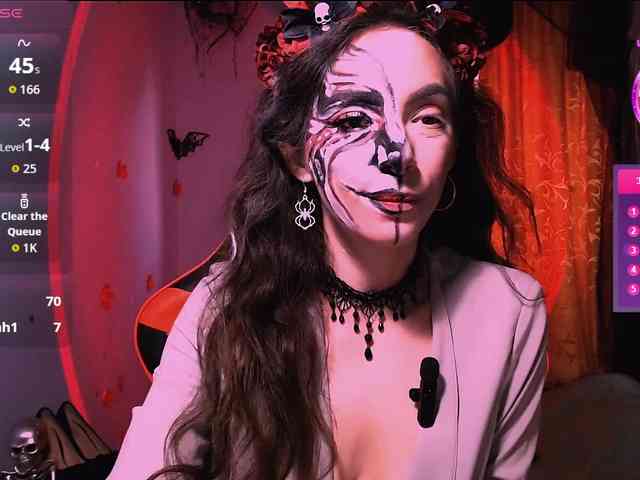 bellaqueen0701 webcam