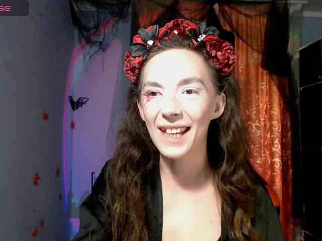 bellaqueen0701 webcam