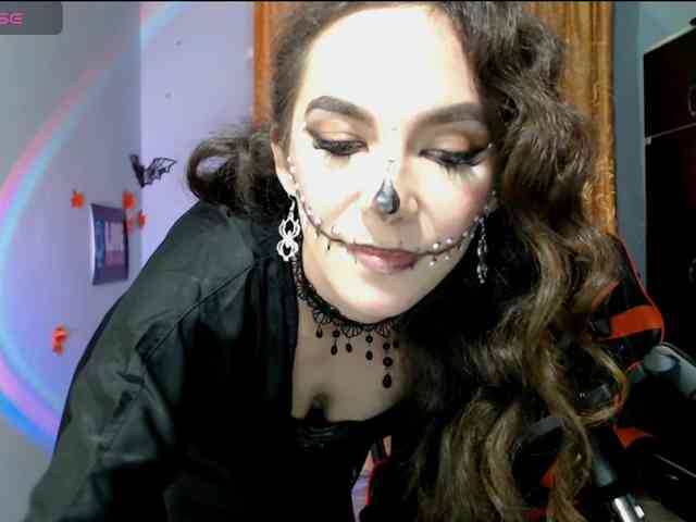 bellaqueen0701 webcam