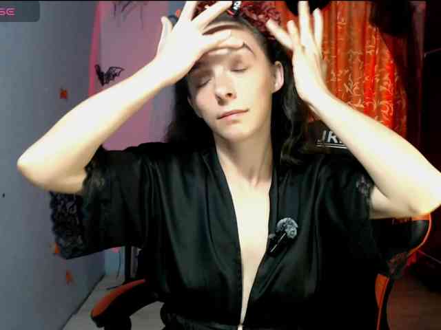 bellaqueen0701 webcam