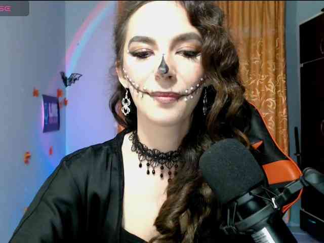 bellaqueen0701 webcam