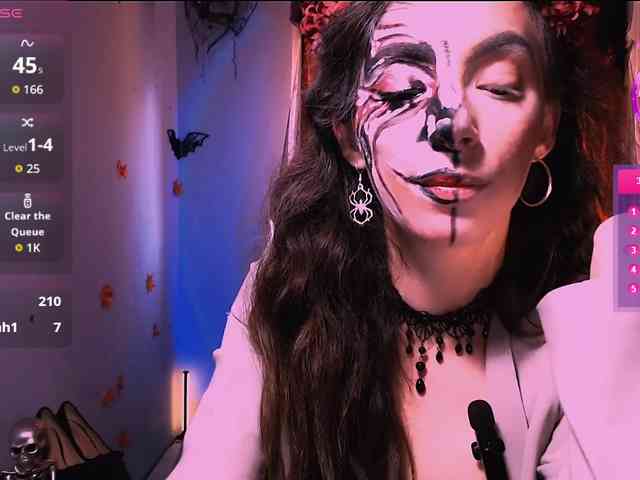 bellaqueen0701 webcam