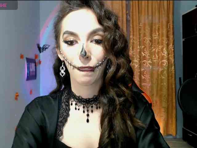 bellaqueen0701 webcam
