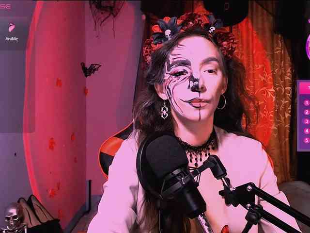 bellaqueen0701 webcam